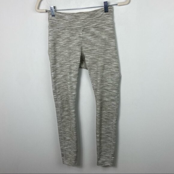 Outdoor Voices Tan Tech Sweat 3/4 Leggings Size S High Rise Tight Athletic Small - Picture 10 of 11
